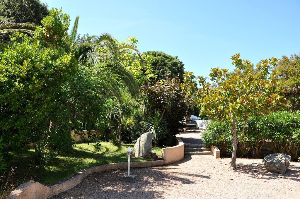 Aparthotel Sole E Mare Santa-Maria-Poggio  Exteriér fotografie