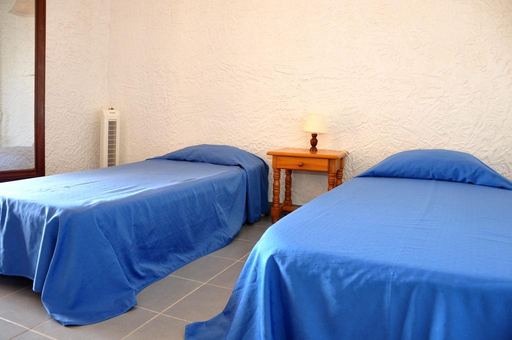 Aparthotel Sole E Mare Santa-Maria-Poggio  Pokoj fotografie