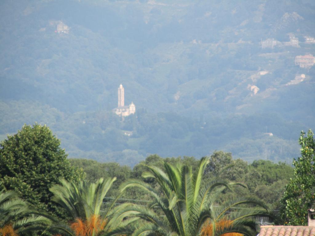 Aparthotel Sole E Mare Santa-Maria-Poggio  Exteriér fotografie