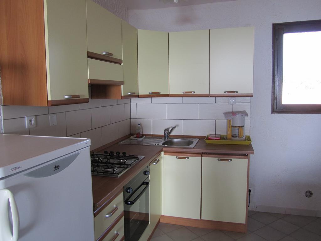 Aparthotel Sole E Mare Santa-Maria-Poggio  Pokoj fotografie