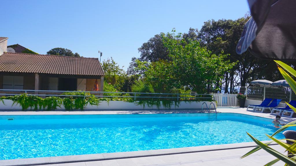 Aparthotel Sole E Mare Santa-Maria-Poggio  Exteriér fotografie