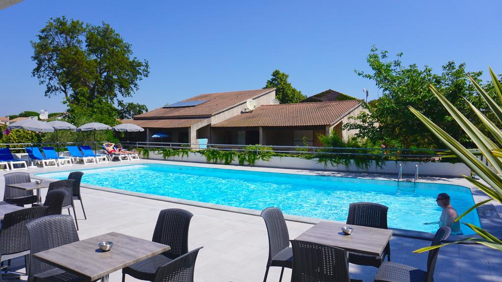 Aparthotel Sole E Mare Santa-Maria-Poggio  Exteriér fotografie